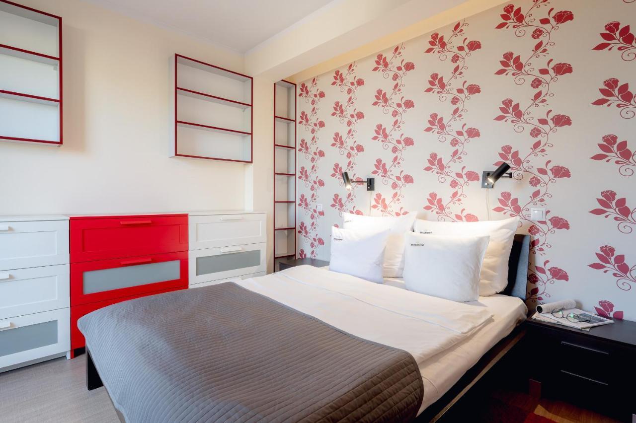 Exclusive Aparthotel 4*